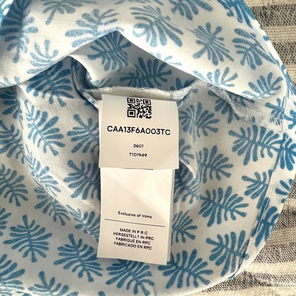 NWT Cupshe Blue & White Leaf Print Wrap Romper M - Picture 7 of 7